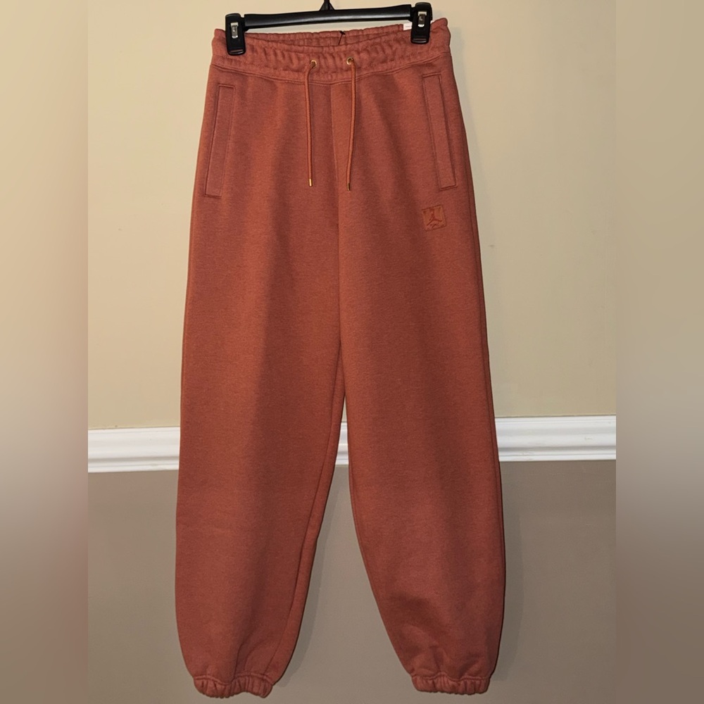 Women’s Jordan Fleece Lined Loose Fit Joggers - X-Small
